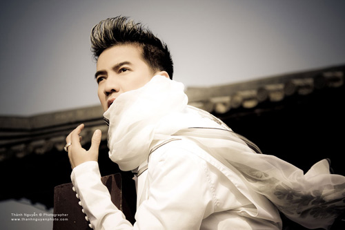 Đ&agrave;m Vĩnh Hưng l&atilde;ng tử Trung Hoa